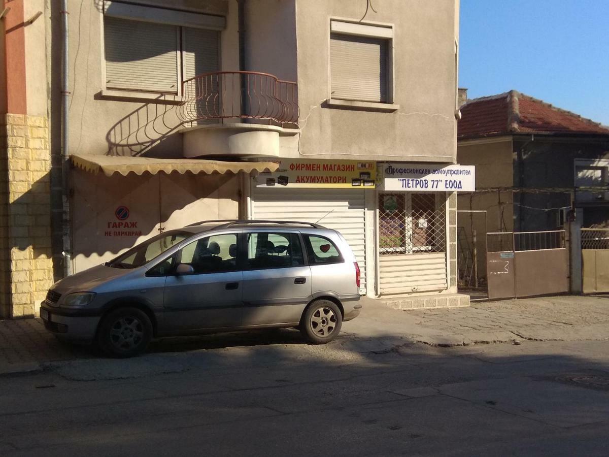 Martin'S Apartments Stara Zagora Exterior foto