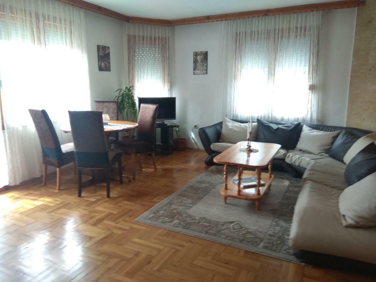Martin'S Apartments Stara Zagora Exterior foto