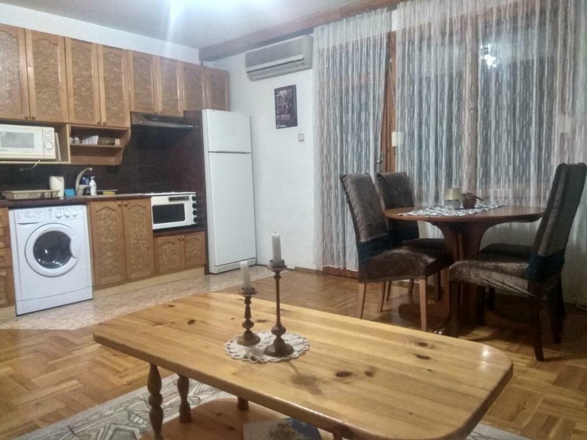 Martin'S Apartments Stara Zagora Exterior foto